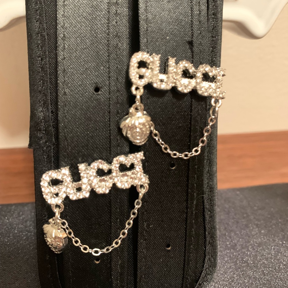 NWT Rhinestone fashion earrings